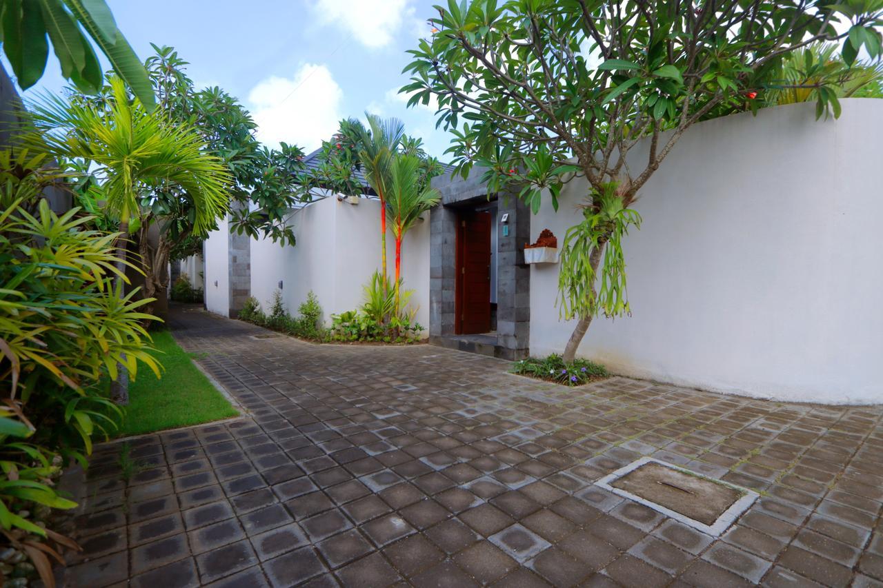 Vansari Serenity Villa Семиняк Екстериор снимка